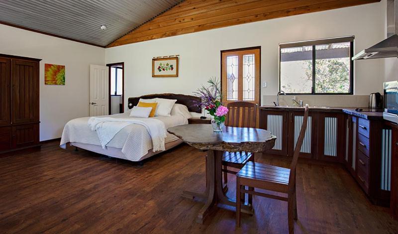 Silversprings Spa Retreat Pet Friendly Cottages And Glampings Metricup エクステリア 写真