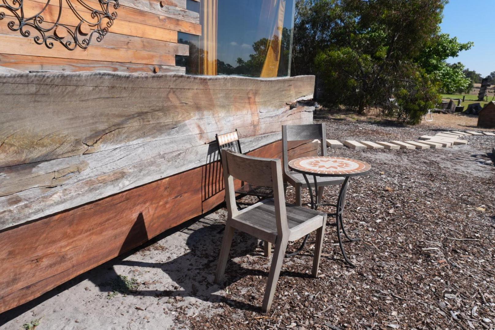 Silversprings Spa Retreat Pet Friendly Cottages And Glampings Metricup エクステリア 写真