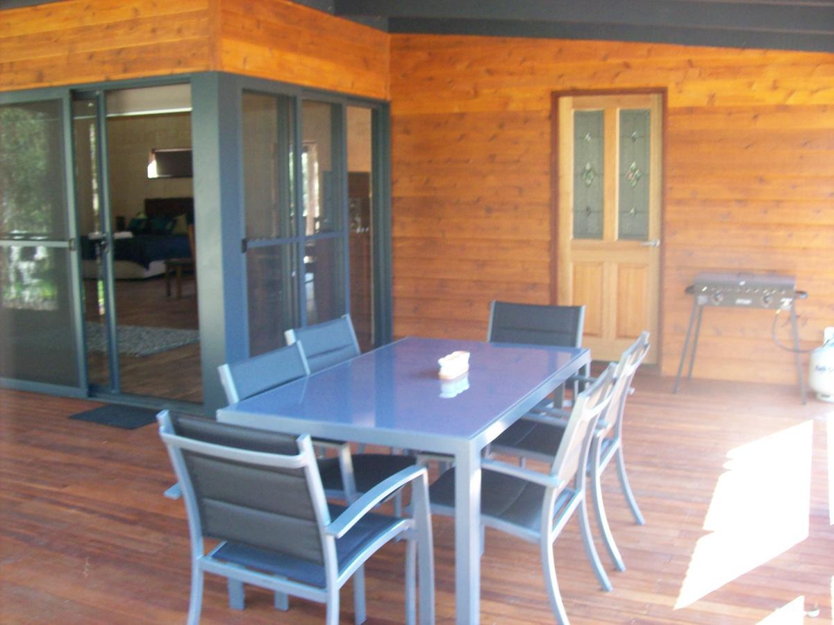 Silversprings Spa Retreat Pet Friendly Cottages And Glampings Metricup エクステリア 写真